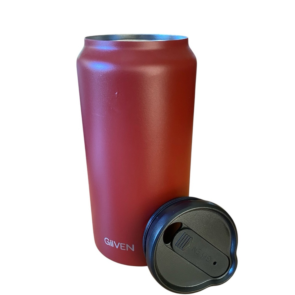 NEW 20 oz Red Tumbler with Lid